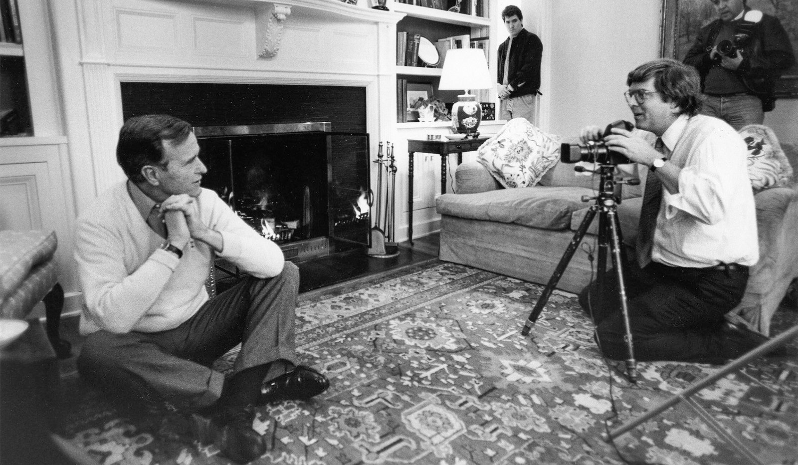  President George H.W. Bush and the photographer. The White House. 1989. © Christopher Little 